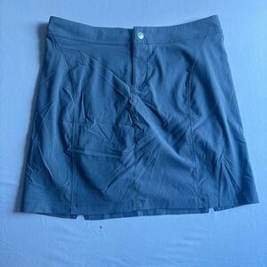 Columbia Gray Women's Hiking Omni-Shield Skort Size 6